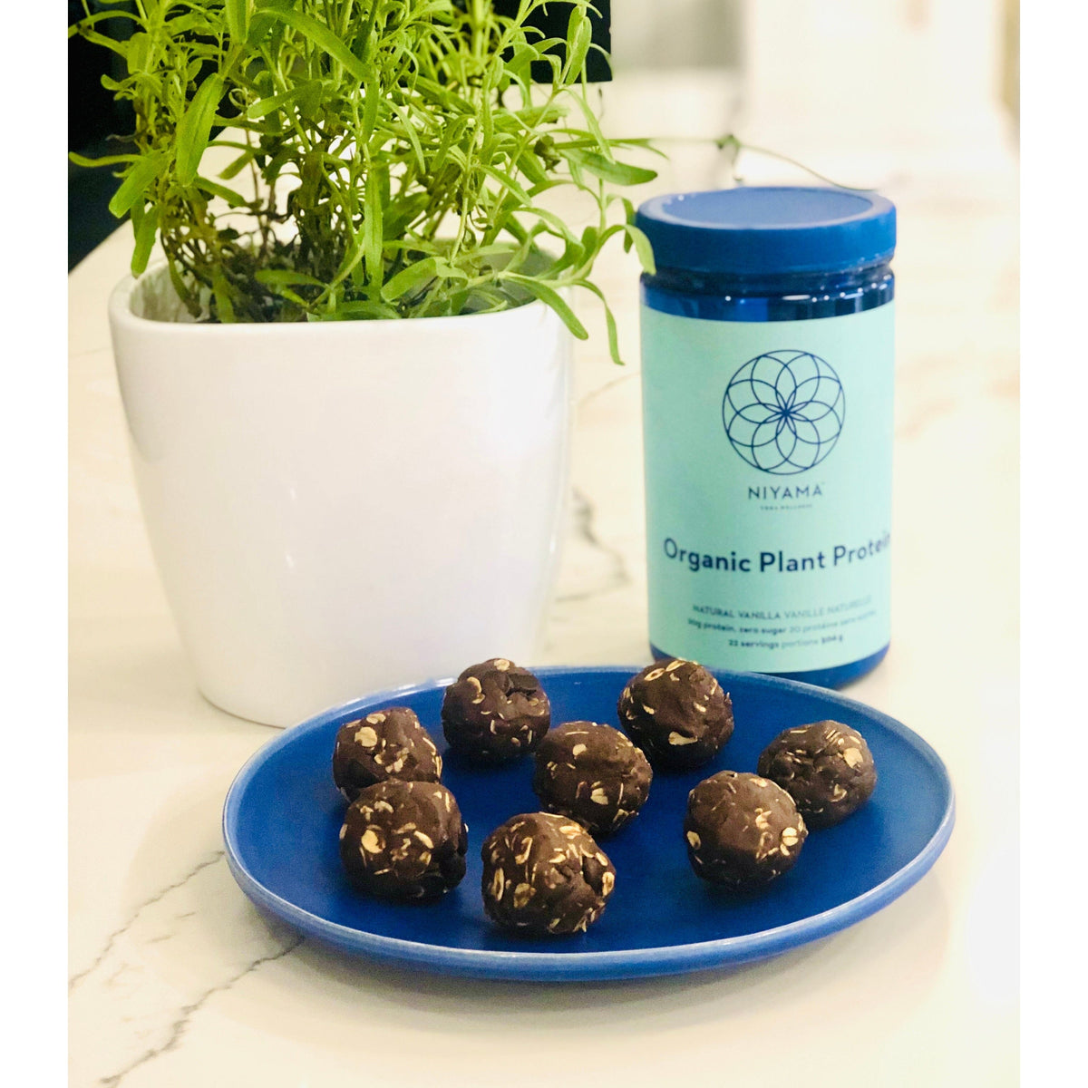 Peanut Butter + Chocolate Protein Balls | Niyama Wellness
