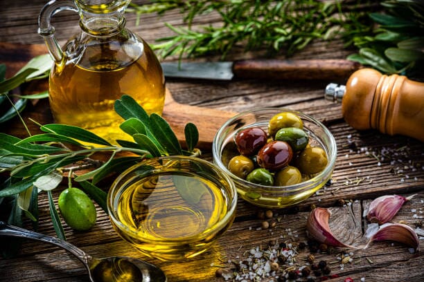 Simple Health Tip: Cooking With the Right Oils - Niyama Wellness